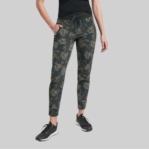 Athleta Trekkie North Printed Joggers